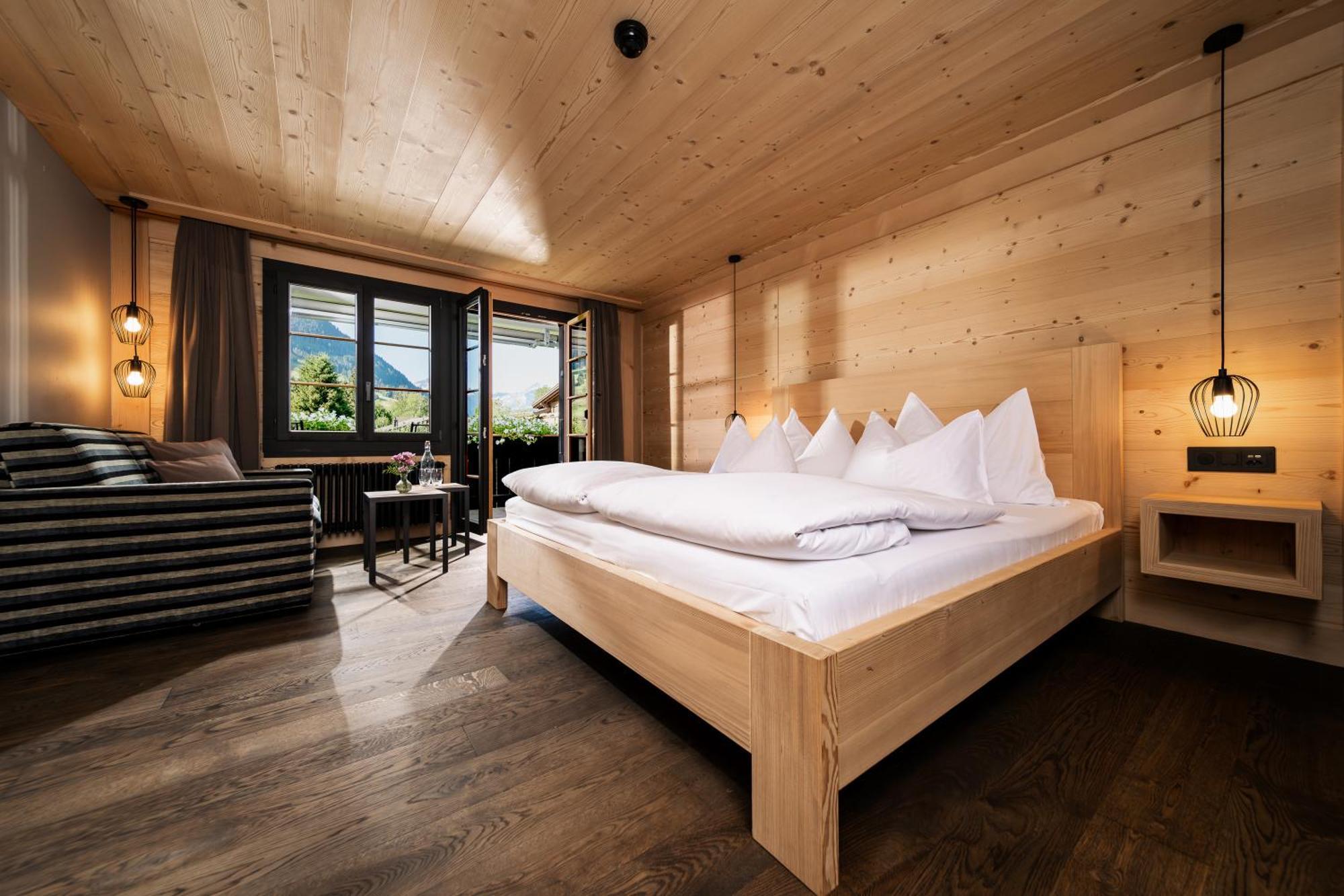 Superior Double Room Chalet Micheline