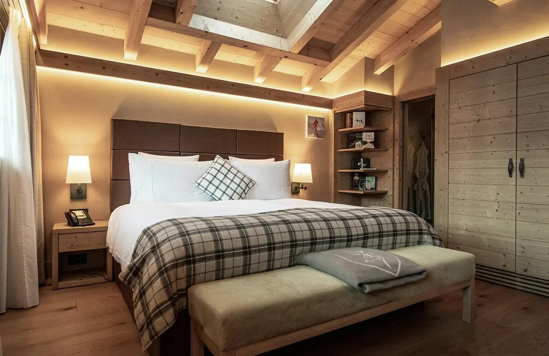 Hotel De Rougemont & Spa-1